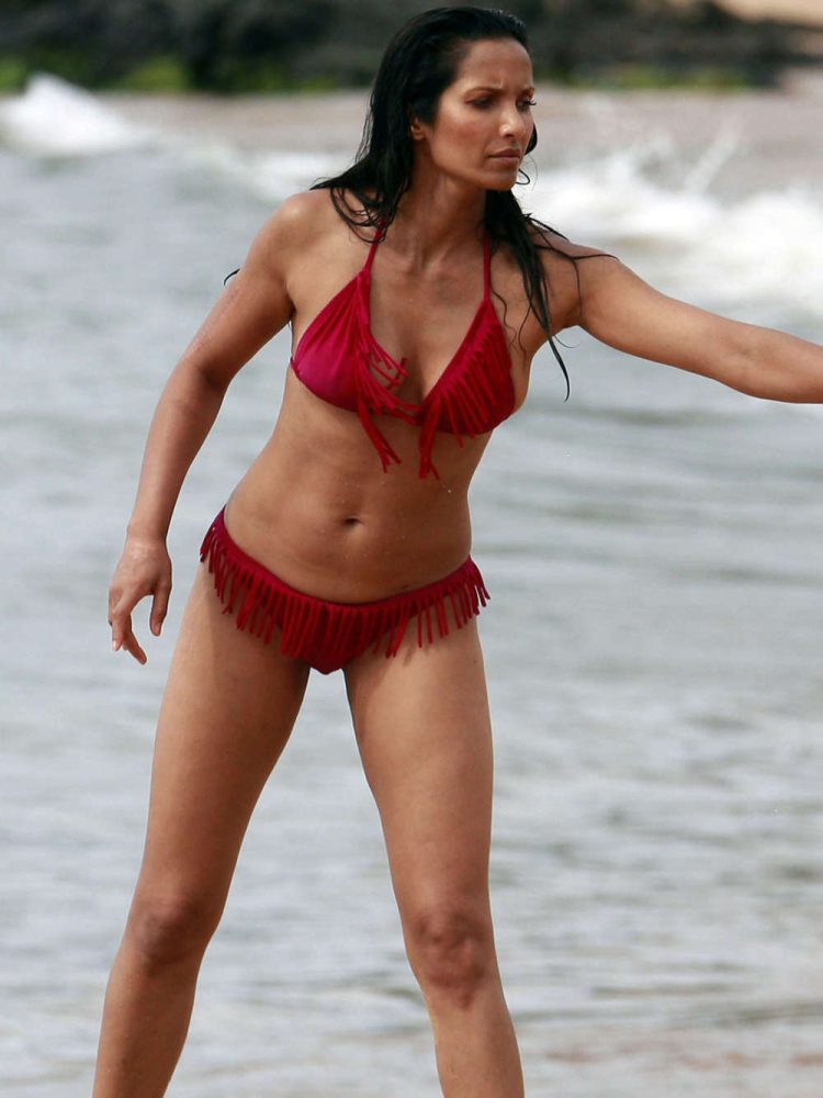 31 Tulsi Gabbard Hot Bikini Photos N4gm 